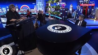 Vitale y Baglietto tocaron clásicos de la música popular acompañados por Jey Mamomon al piano.