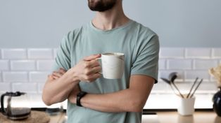 Una taza de café torrado, segura y saludable, pese a los mitos
