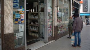 Pese a las restricciones comercios de La Peatonal abrieron sus puertas: quieren reunirse con el municipio