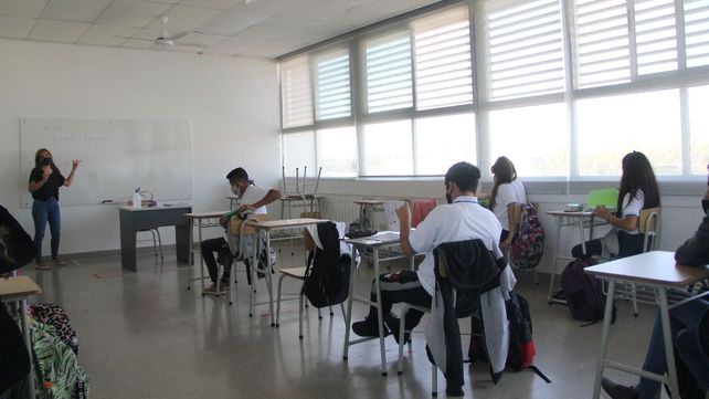 El dictado de clases se prolongará hasta el 23 de diciembre. Además habrá nuevas formas de evaluar en el secundario.