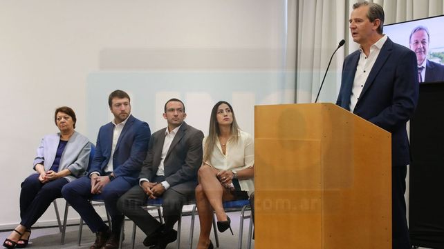 Bahl presentó a su Gabinete y dijo que situación del municipio es complicada y preocupante