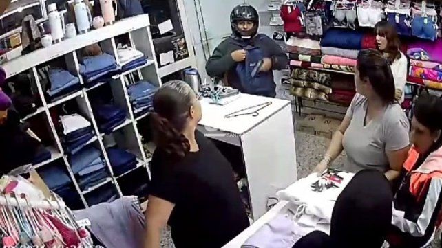 El robo sucedido en el comercio de la vecina ciudad de Santo Tomé El robo sucedido en el comercio de la vecina ciudad de Santo Tomé