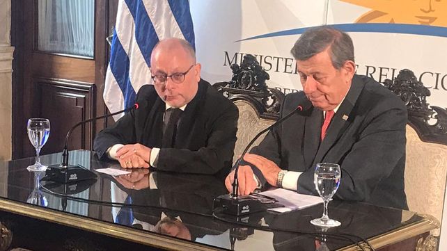 Reunión. Abordaron la agenda de temas de las comisiones binacionales del Río de la Plata y Uruguay.