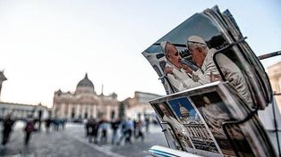 Vaticano: crecen las respuestas al llamado de oración por Benedicto XVI