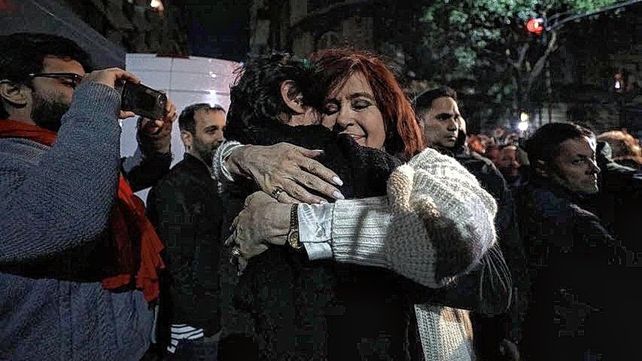 Cristina Fernández: No toleran el amor y la alegría de los peronistas