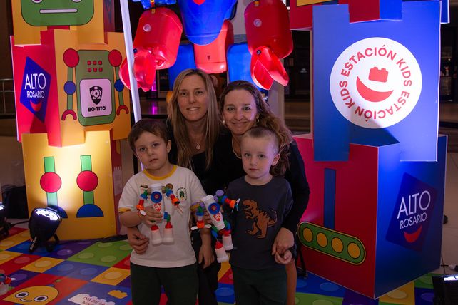 Sabrina Valenza, Juan Ambros. Luisa Cerutti  y Emilio Botter
