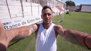 Pablo Migliore en el estadio Pedro Mutio, donde mostró paupérrimas actuaciones. El exarquero sueña con dirigir a Boca.