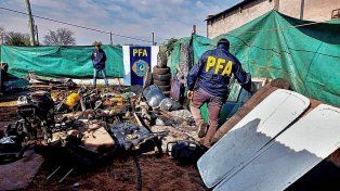Cómo operaba el desarmadero con dos policías a cargo