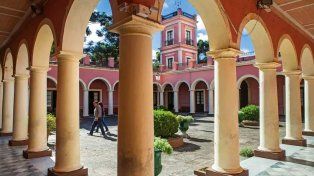 La provincia avanza en la puesta en valor del Palacio San José.
