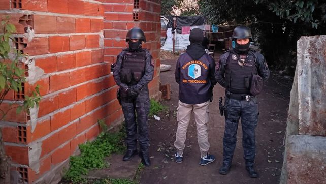 En el opertativo realizado en Federación secuestraron cocaína y fueron identificados tres hombres