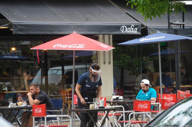 Balearon el frente de un conocido bar de Lamadrid y San Martín