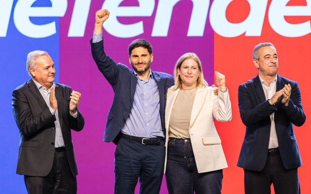 Pablo Farías, Maximiliano Pullaro, Gisela Scaglia y Pablo Javkin, los oradores del acto de campaña. Pablo Farías, Maximiliano Pullaro, Gisela Scaglia y Pablo Javkin, los oradores del acto de campaña.