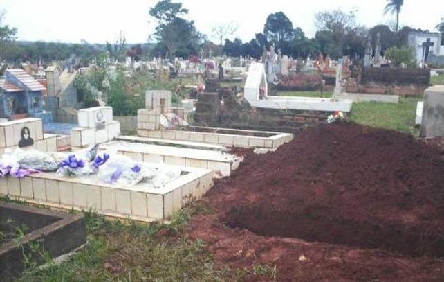 La tumba donde finalmente fueron sepultados los resto de Alfredo Bubanz.