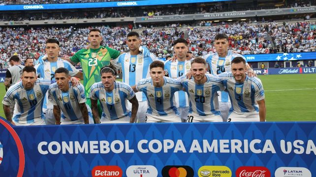 Los once que vencieron a Canadá en la semifinal de la Copa América. Argentina va por un nuevo título frente a Colombia.
