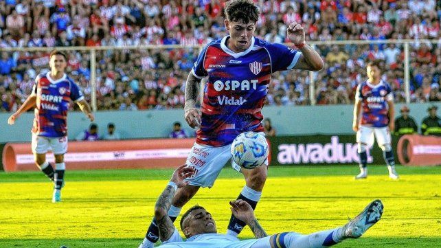 Terminó la novela en Unión: Dómina se irá libre y ya tendría club en España