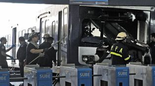 Procesan a bomberos por choque ferroviario