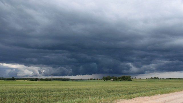 El SMN emitió un alerta por tormentas fuertes para el centro y sur de la provincia de Santa Fe