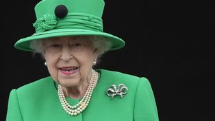 Parte de la historia de un siglo turbulento: la reina Isabel II murió a los 96 años
