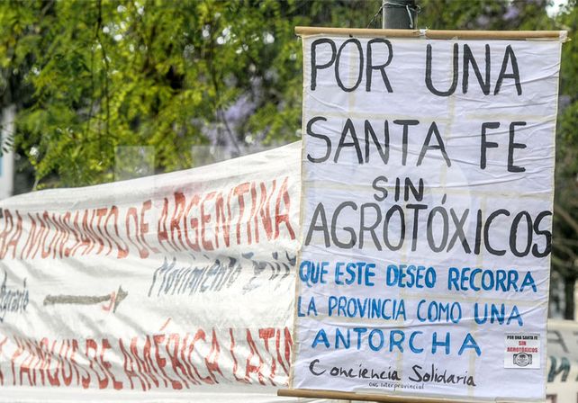 Campaña Paren de Fumigarnos: se concentrarán este jueves en la legislatura