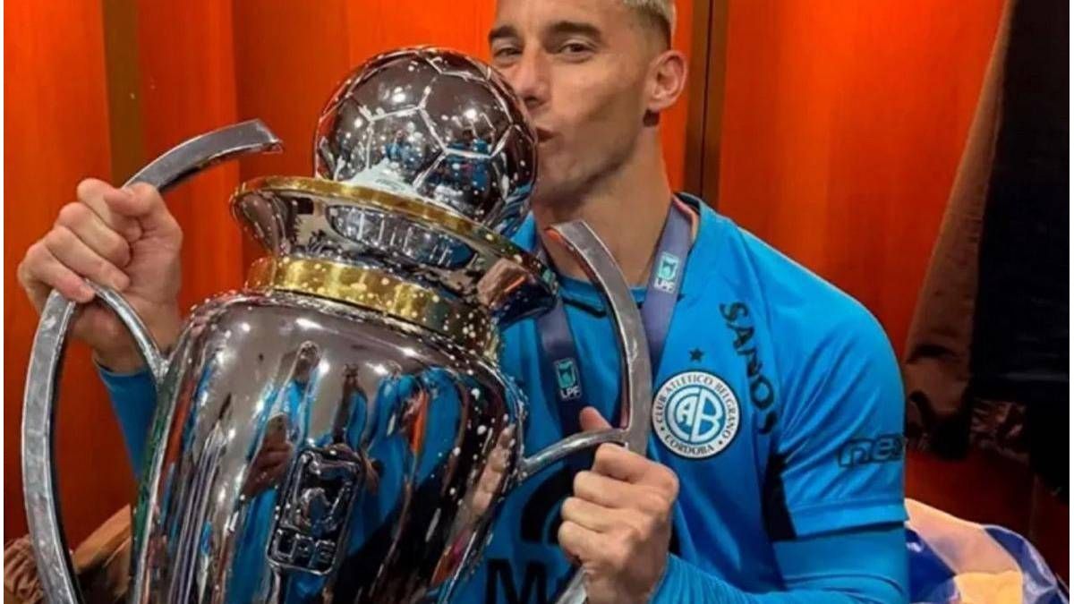 Le robaron la medalla de campeón al defensor de Belgrano Leonardo Morales