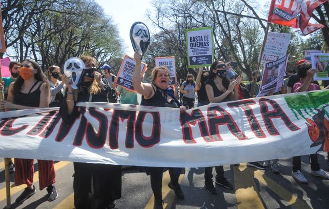 Ambientalistas llevaron a la ex Rural su reclamo por una ley de humedales