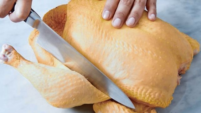 Tras igualar en nivel de consumo a la carne vacuna