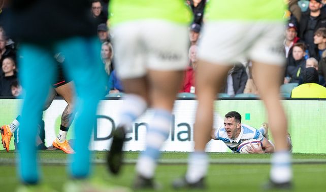 El rosarino Boffelli marcó 25 puntos frente a Inglaterra.