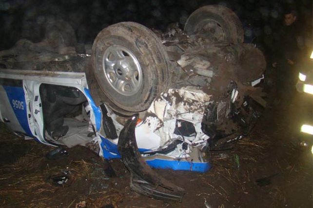 Volcó un patrullero y dos policías resultaron heridos