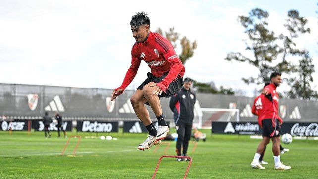 River viaja a Asunción con novedades: vuelve Driussi, entra Portillo y aparece Giménez