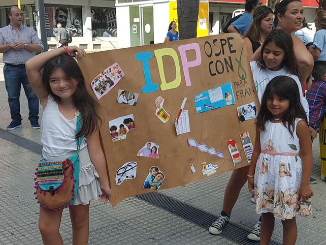 El encuentro contó con la participación de grupos de pacientes y autoridades.&nbsp;