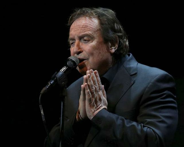 Entusiasta. Lo mío es estar en el teatro