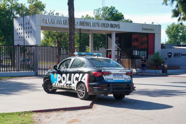 La policía fue a custodiar el centro de entrenamiento de Newells el 23 de febrero.