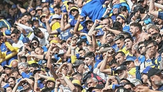 Boca derrotó a River y se prendió en la lucha por el torneo