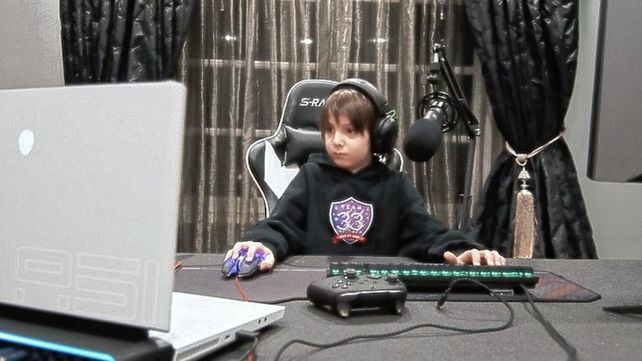 Joseph Deen tiene solo 8 años y ya fue fichado por un equipo como jugador profesional por su talento.
