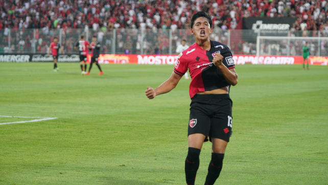 Facundo Guch celebra su gol