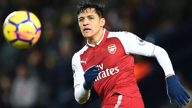 Manchester United va a la carga por Alexis Sánchez