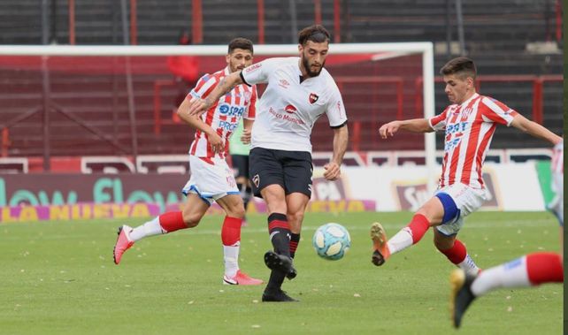 Guanini jug&oacute; por primera vez con la camiseta de Newells y mostr&oacute; que a&uacute;n le falta.