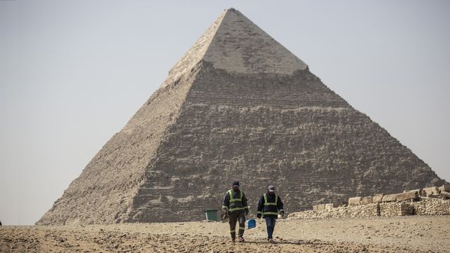 Las pirámides de Giza están siendo desinfectadas por el coronavirus