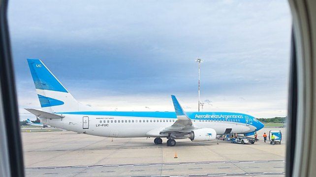 Aerolíneas Argentinas transportará casi 210.000 pasajeros durante el fin de semana largo de Semana Santa hacia Europa