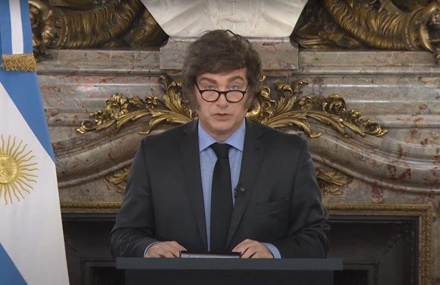 Milei dio un discurso con un presupuesto que en Santa Fe lo ven dibujado.