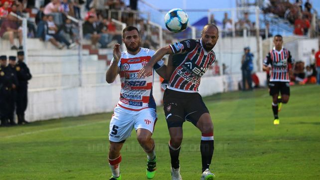 Todo el color de los partidos de Patronato y Atlético Paraná
