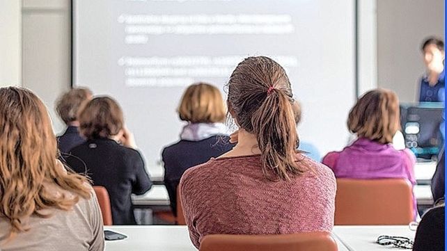 La profesora de inglés María Laura Lauría de Concordia fue elegida para participar de un programa de capacitación en una universidad de Estados Unidos