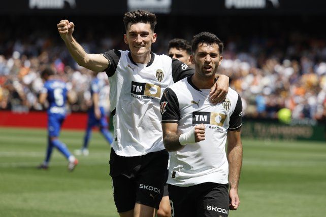 Valencia goleó al Getafe y se ilusiona con competencias europeas Valencia goleó al Getafe y se ilusiona con competencias europeas