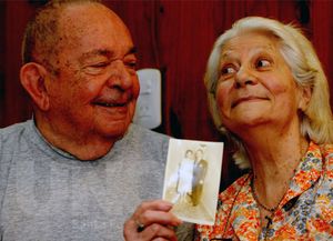 Detrás de las letras de una historia de amor, el relato de un barrio