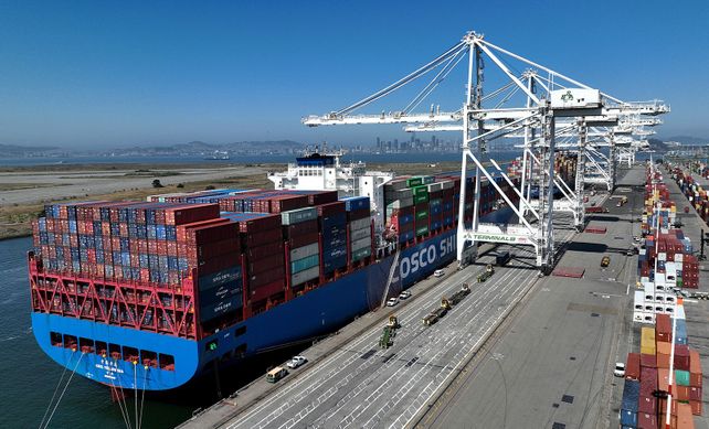 Las exportaciones marcaron un nuevo récord y la balanza comercial cerró abril con fuerte superávit