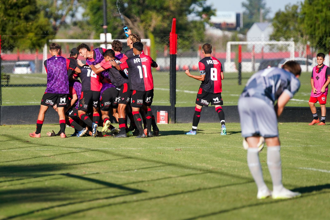 Newells se quedó con el clásico de la Rosarina.