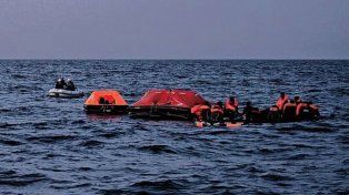 Casi 1.000 migrantes llegaron a Lampedusa en 24 horas