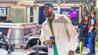 Neymar desea volver a jugar con Lionel Messi.