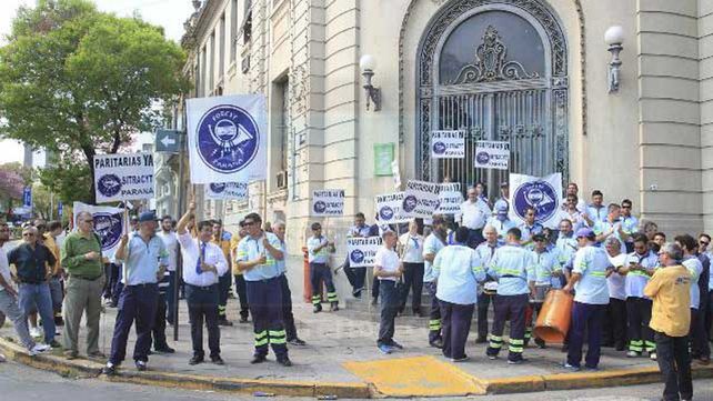 Empleados del Correo Argentino piden paritarias y estabilidad laboral