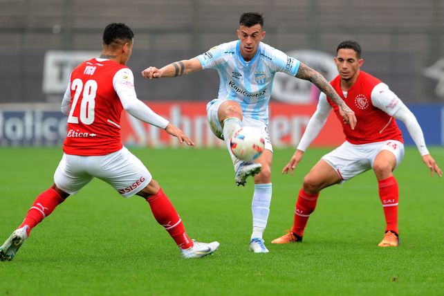 Atlético Tucumán se aprovechó de Independiente y se afirmó en la punta de la Liga